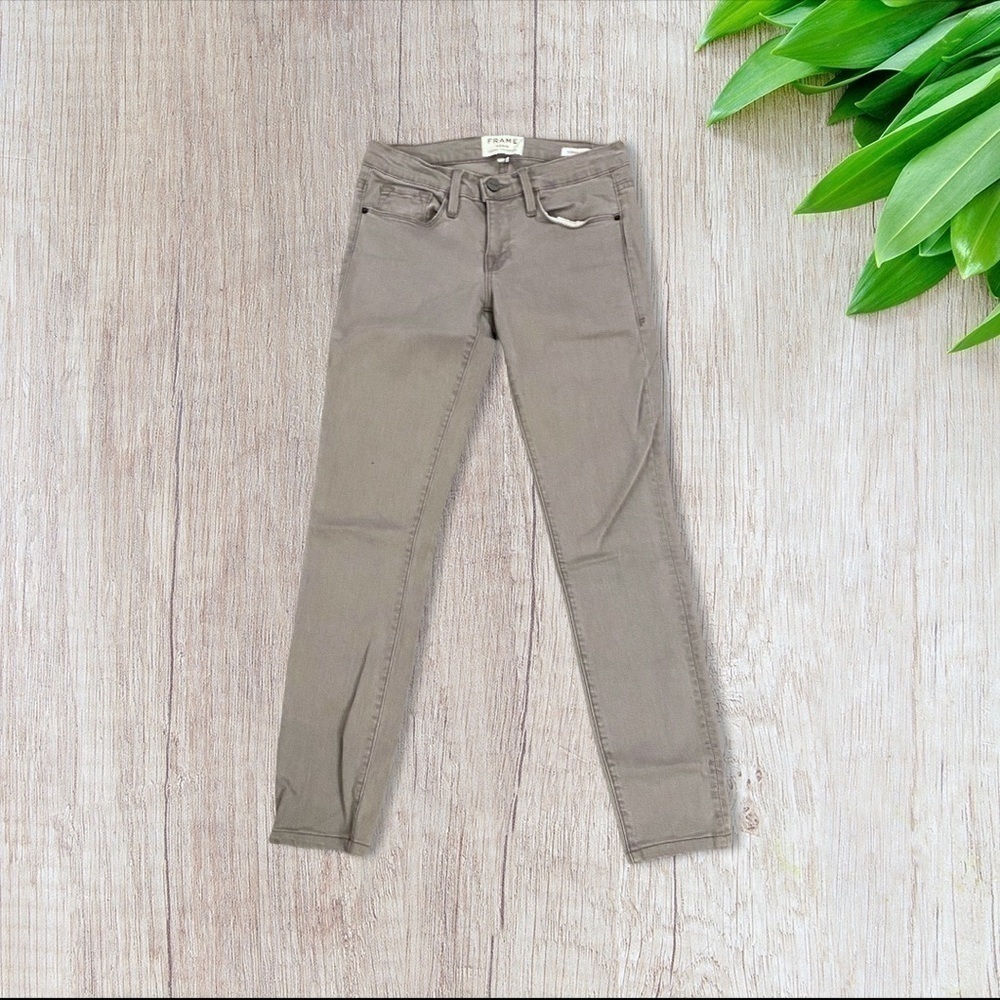 FRAME Le Skinny de Jeanne Cropped Jeans in Portman Gray 25 - Picture 1 of 6